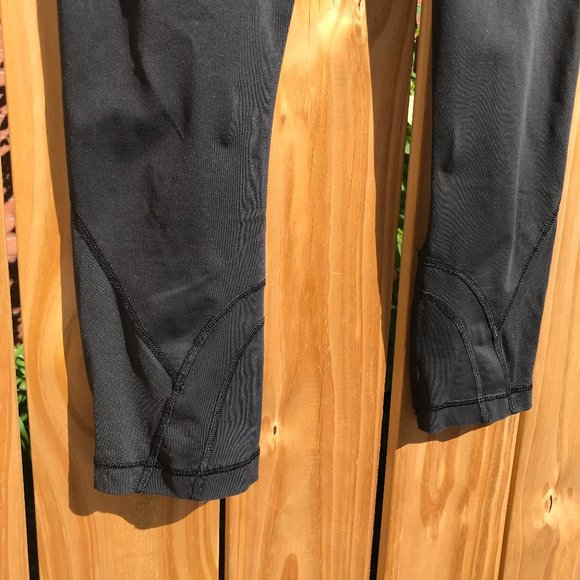 Lululemon Inspire Crop II Full on Luxtreme sz 6 - Picture 7 of 12